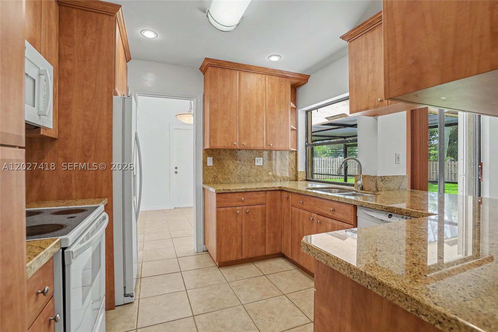 10711 SW 116th Ave, Miami FL 33176