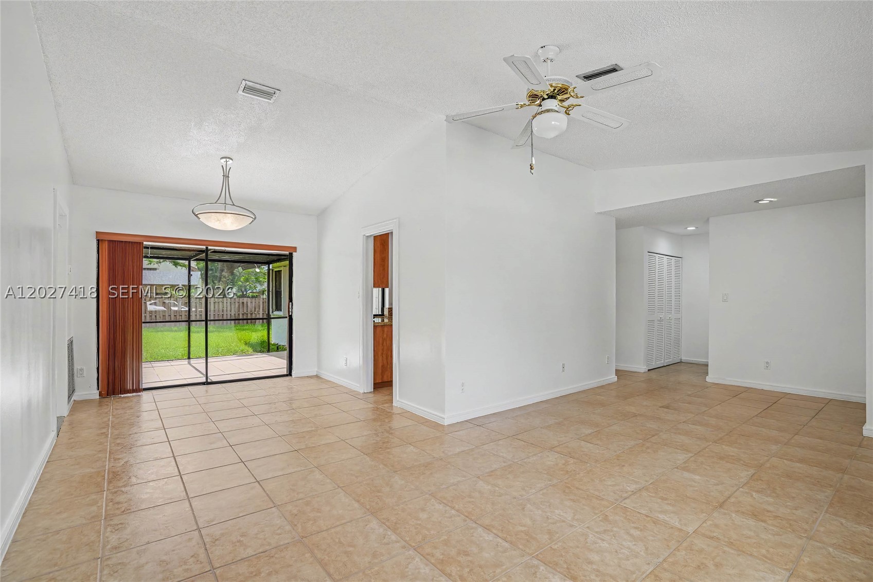 10711 SW 116th Ave, Miami FL 33176