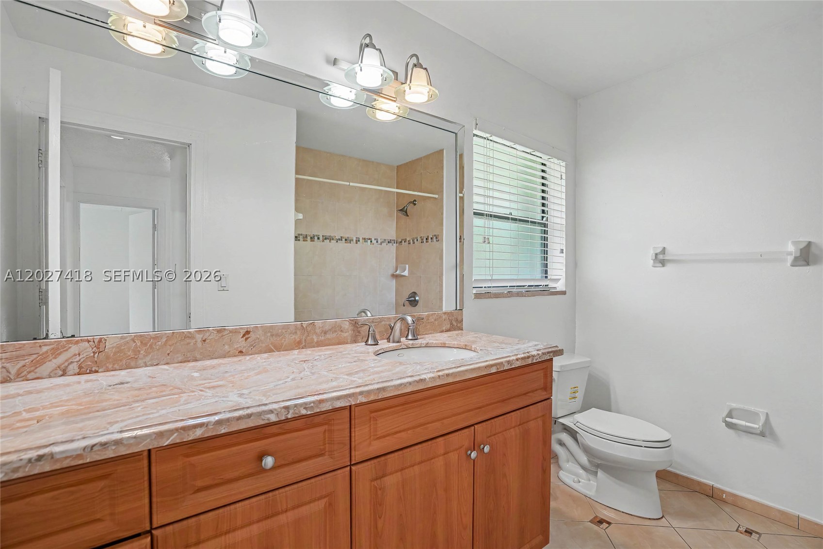 10711 SW 116th Ave, Miami FL 33176