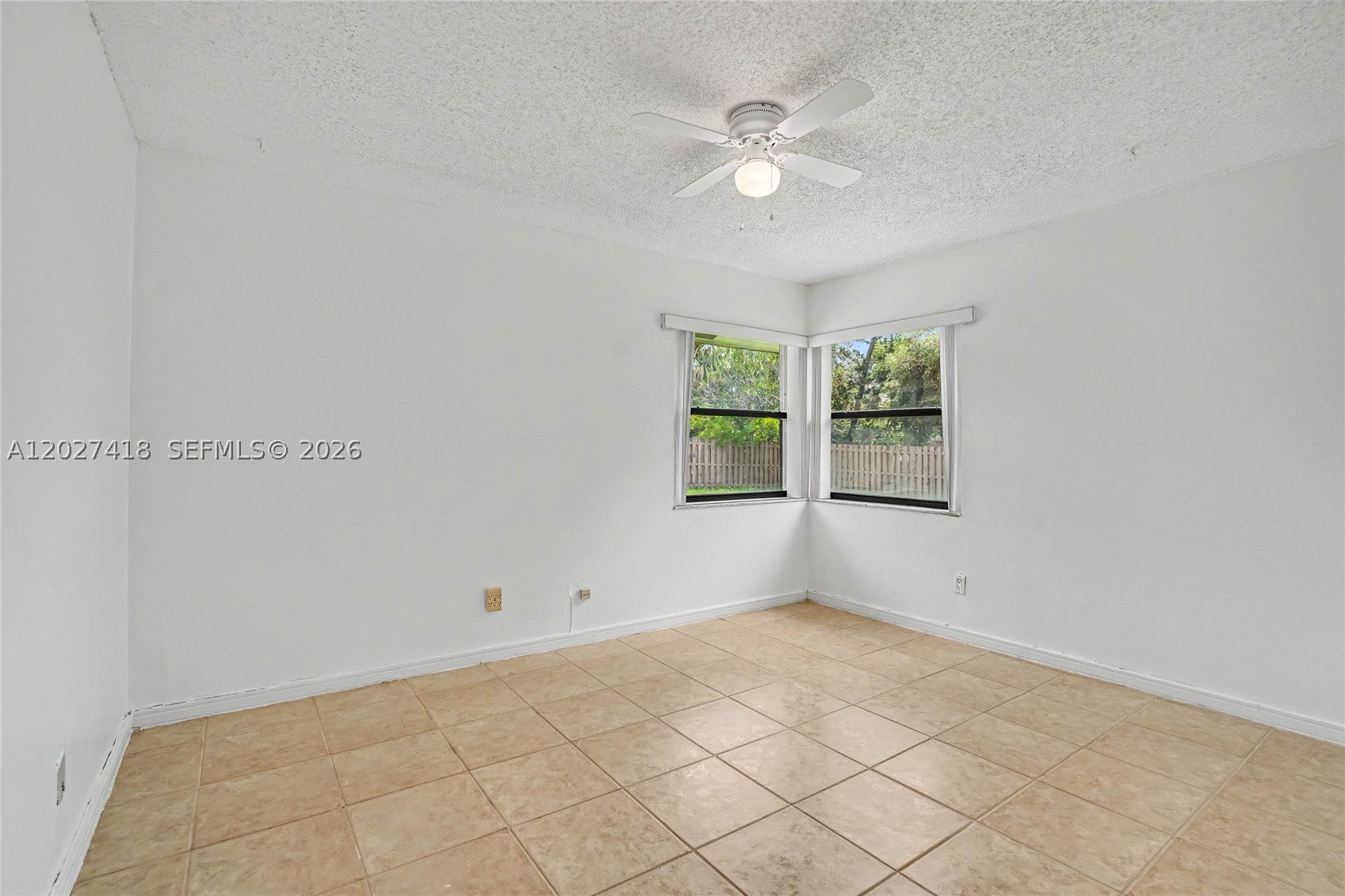 10711 SW 116th Ave, Miami FL 33176