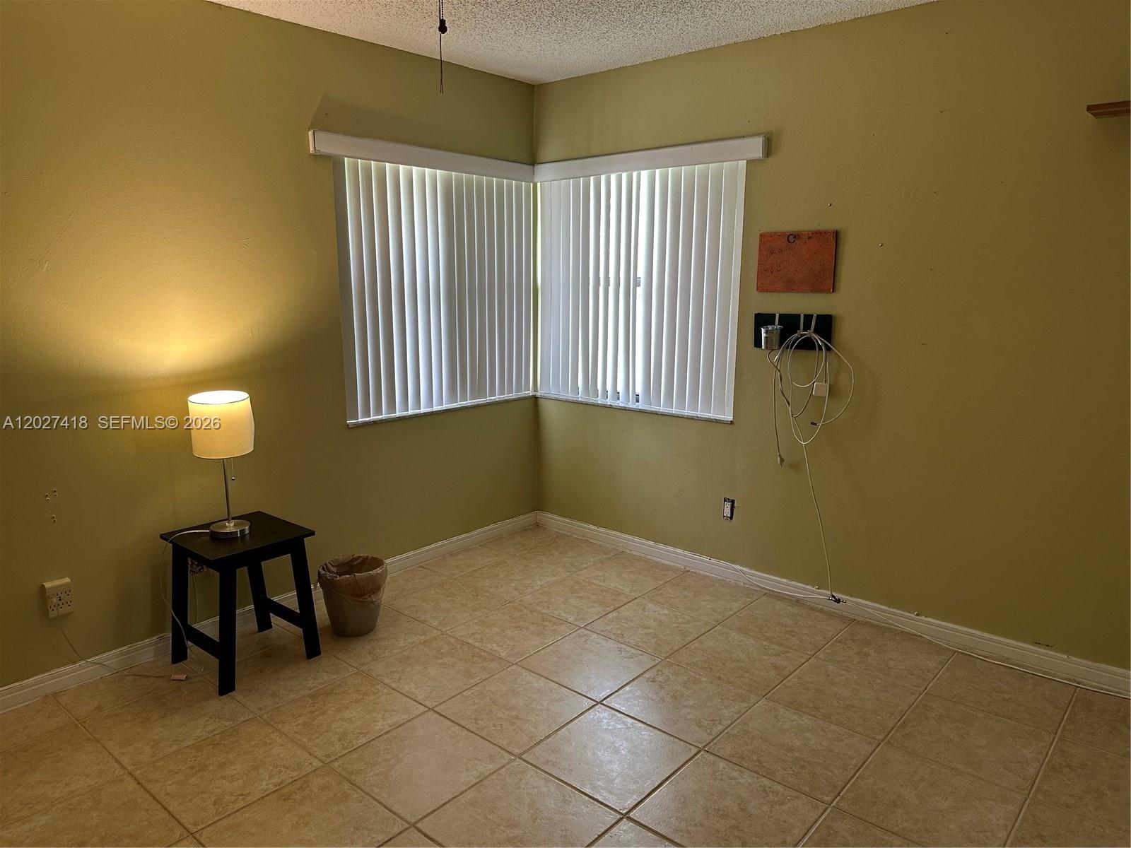 10711 SW 116th Ave, Miami FL 33176