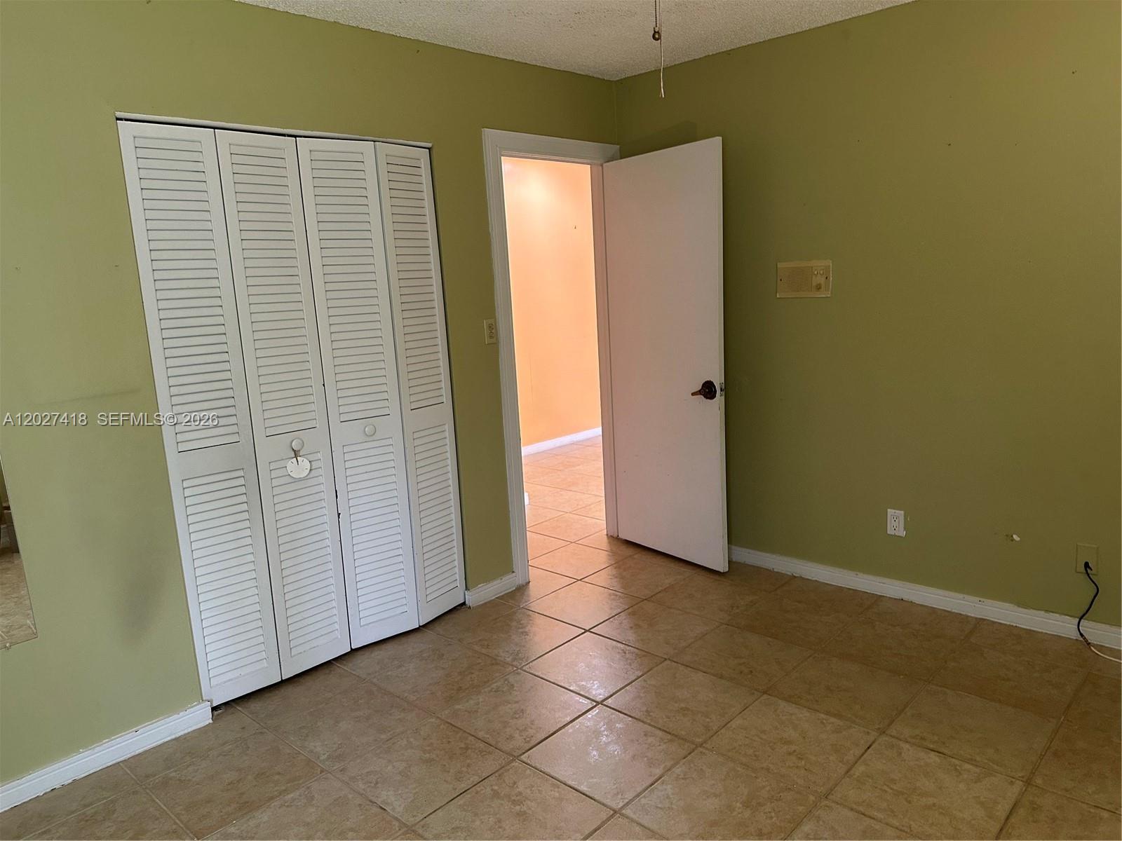 10711 SW 116th Ave, Miami FL 33176