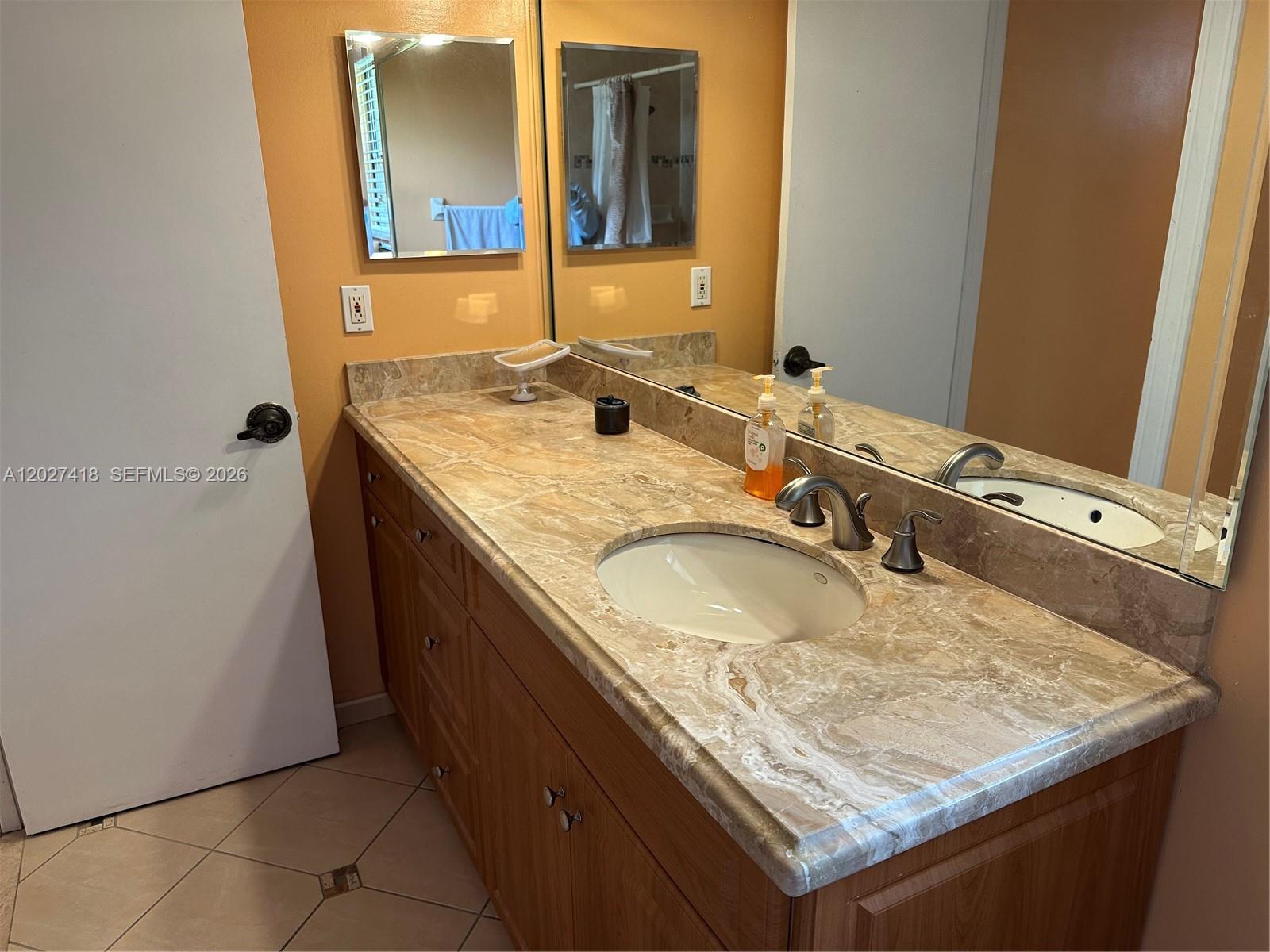 10711 SW 116th Ave, Miami FL 33176