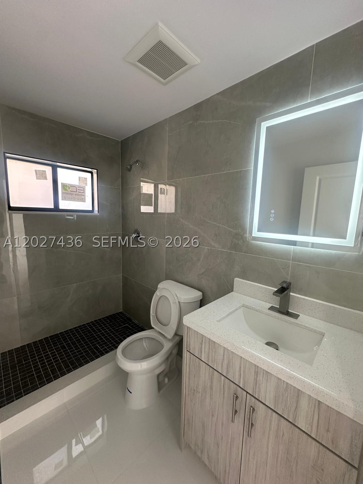 2041 NW 190th Ter, Miami Gardens FL 33056