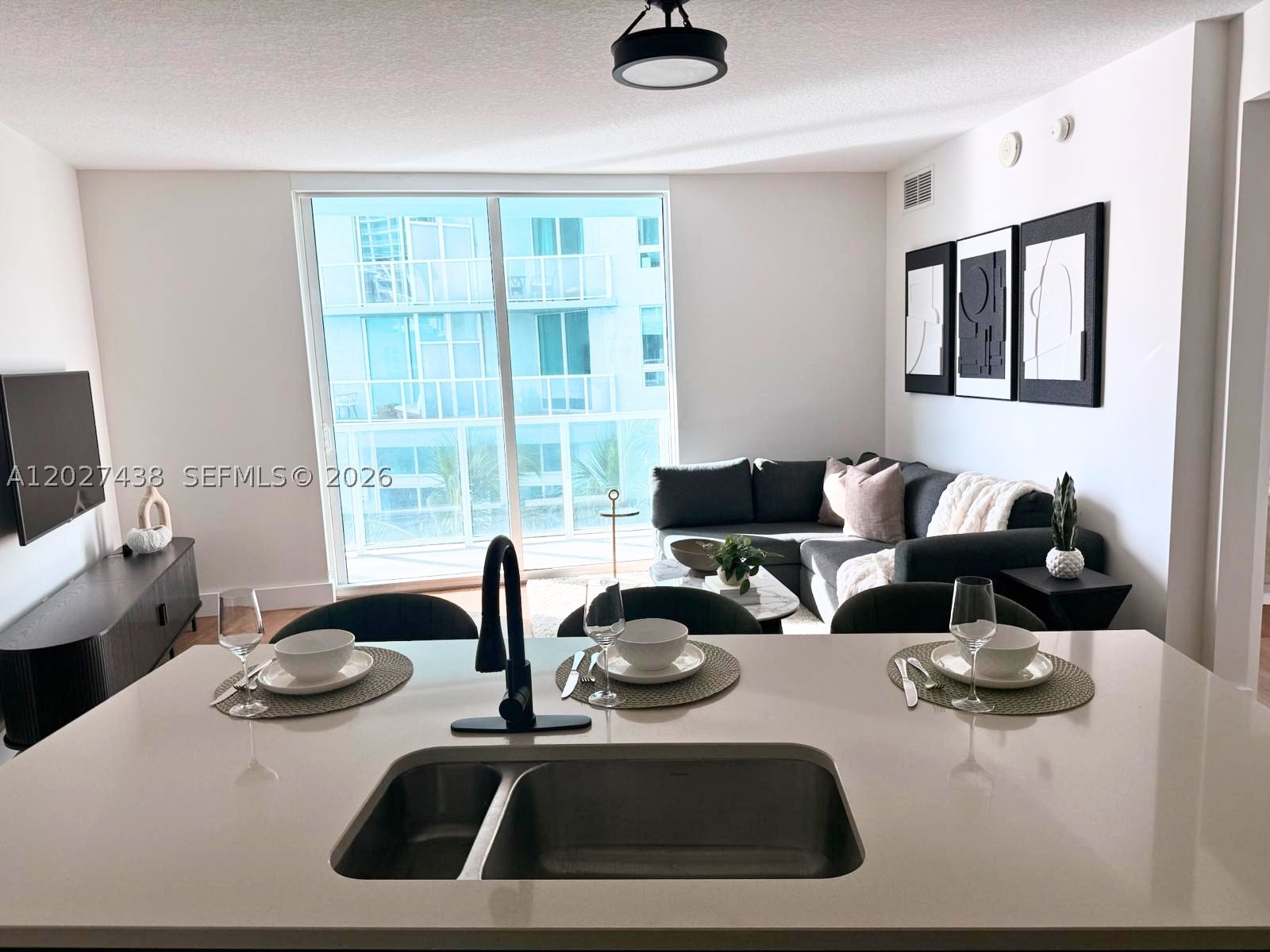 1900 N Bayshore Dr #1417, Miami FL 33132