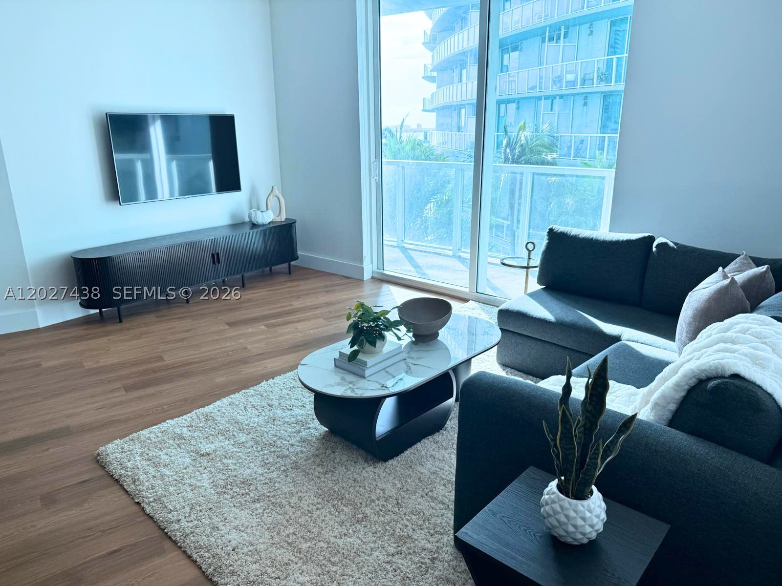 1900 N Bayshore Dr #1417, Miami FL 33132