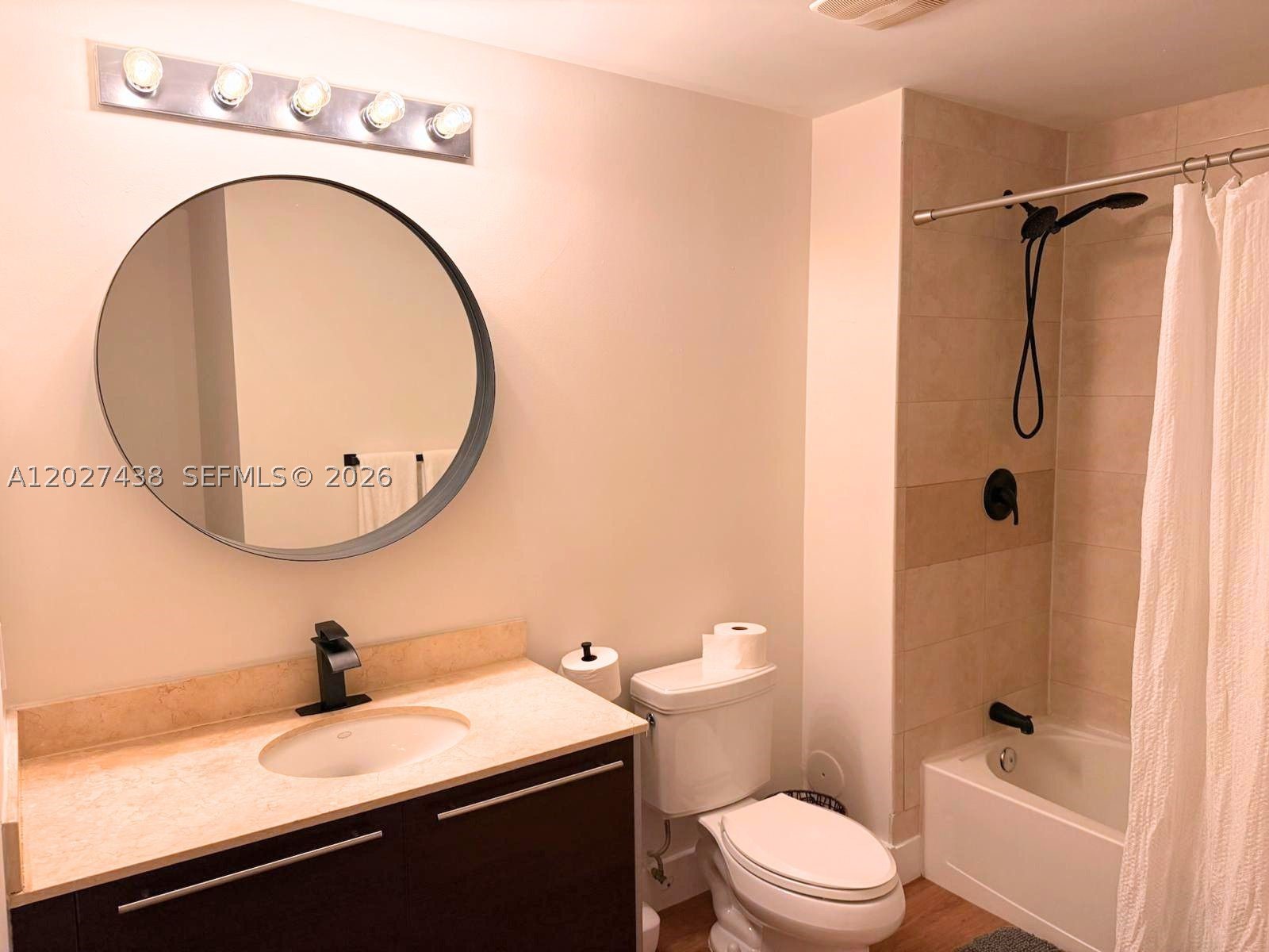 1900 N Bayshore Dr #1417, Miami FL 33132