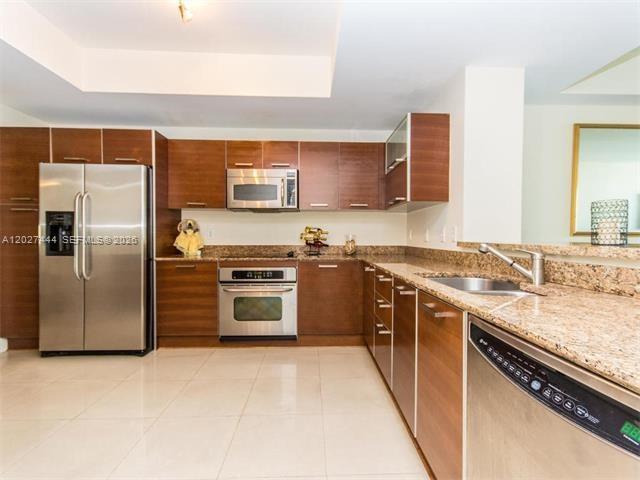 3330 NE 190th St #2411, Aventura FL 33180