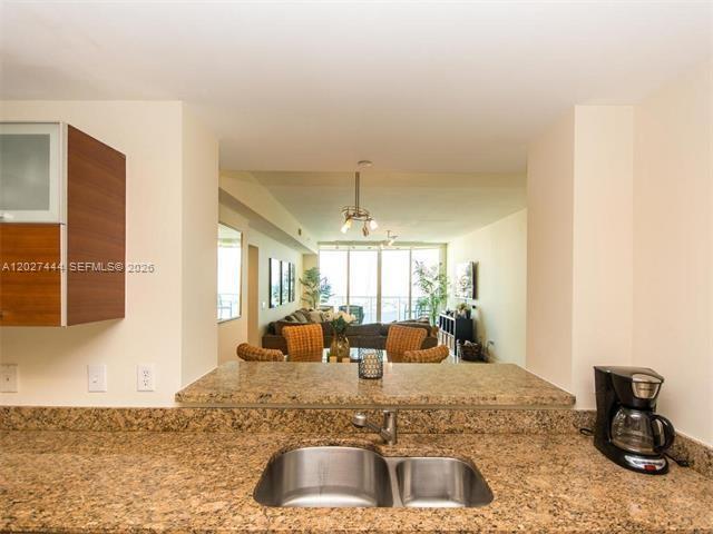 3330 NE 190th St #2411, Aventura FL 33180