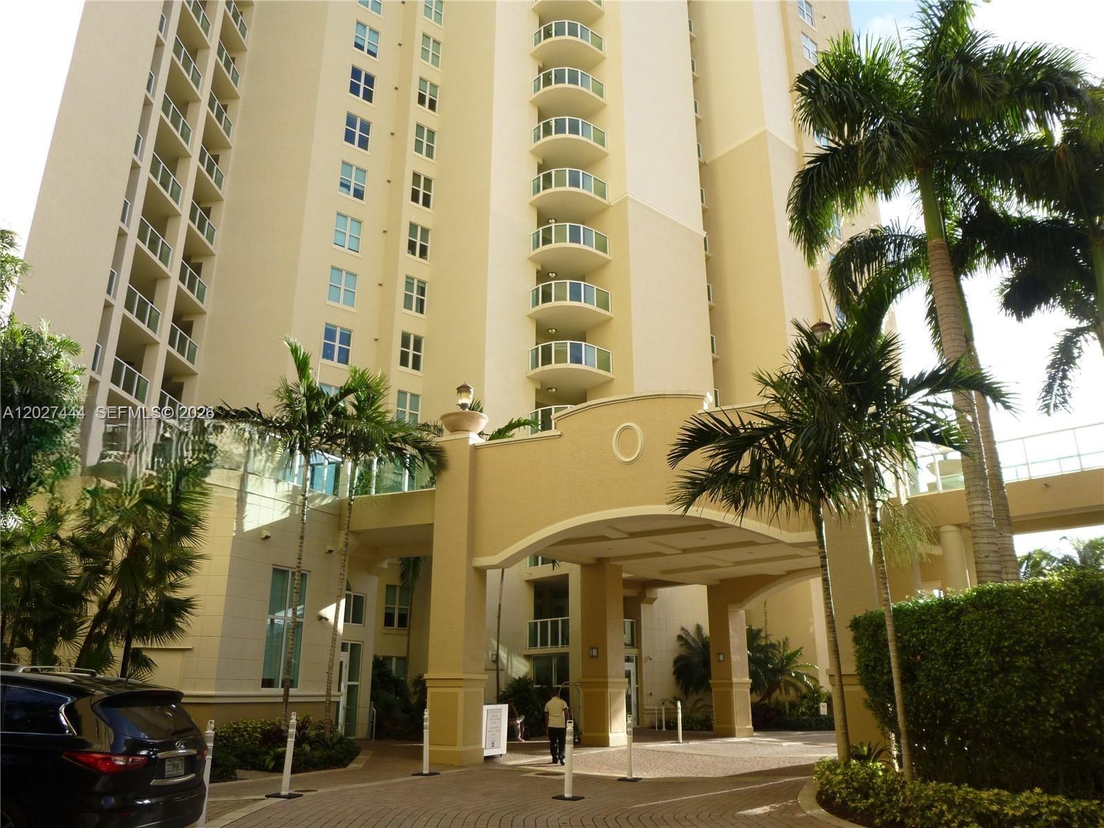 3330 NE 190th St #2411, Aventura FL 33180