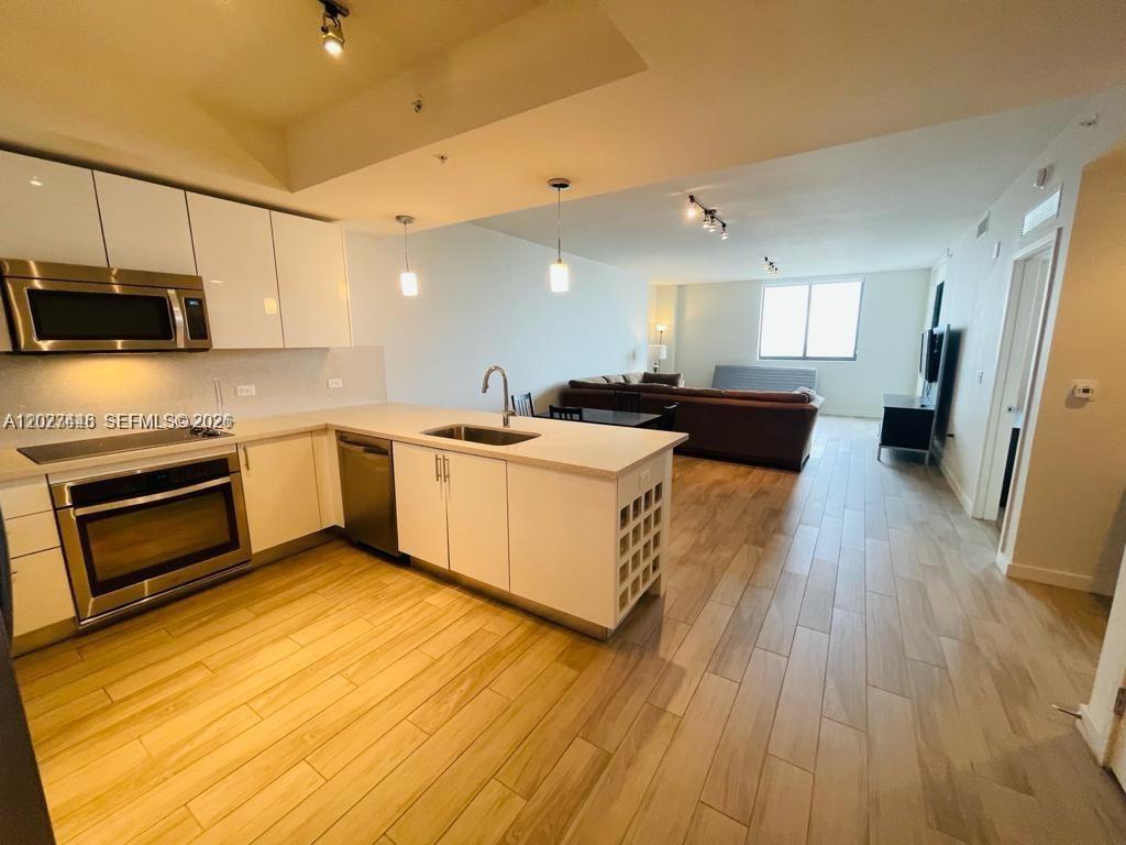 999 SW 1st Ave #2613, Miami FL 33130