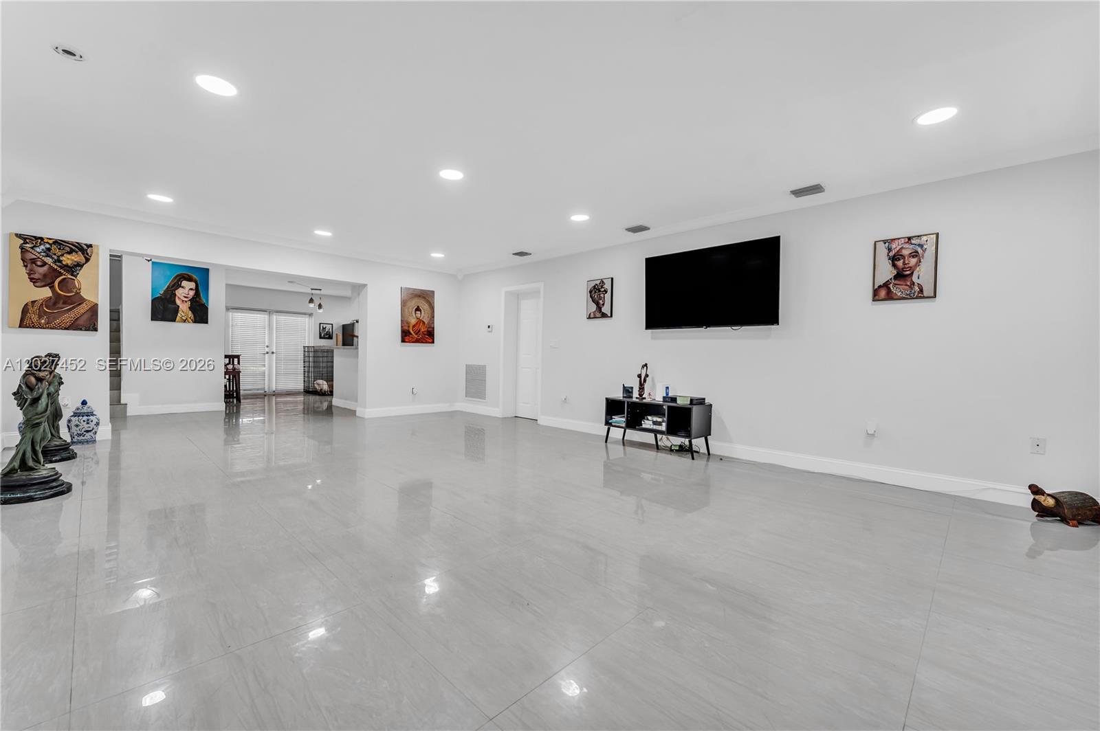 6284 SW 26th St, Miami FL 33155