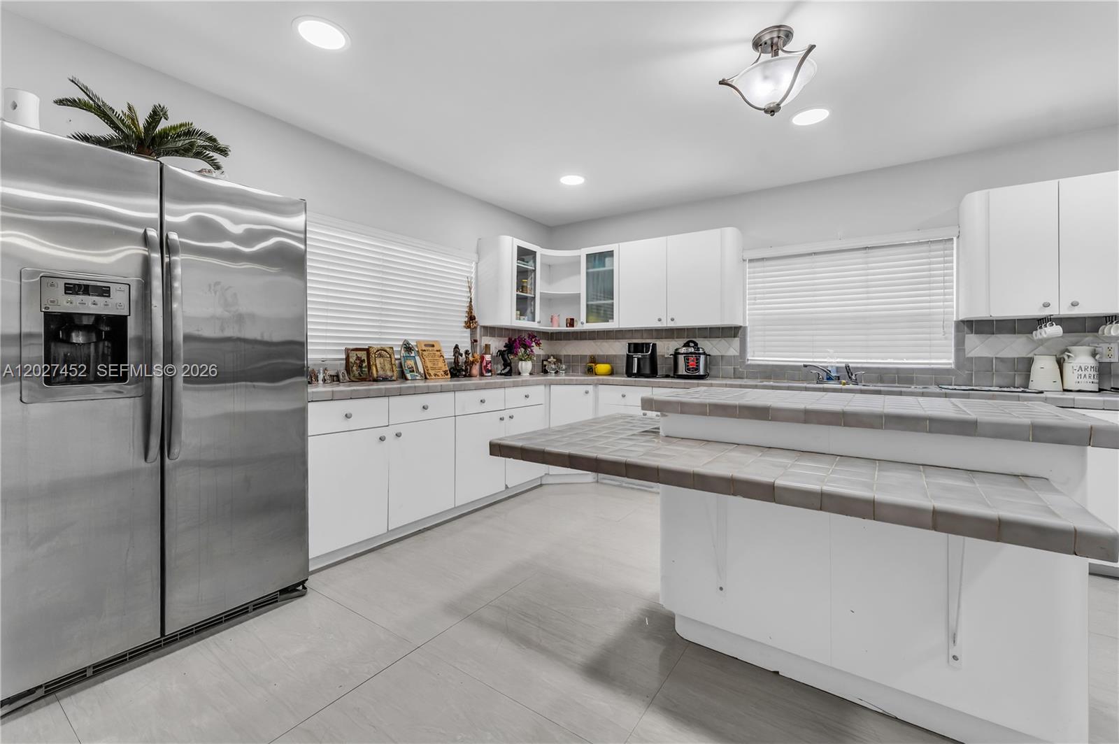 6284 SW 26th St, Miami FL 33155