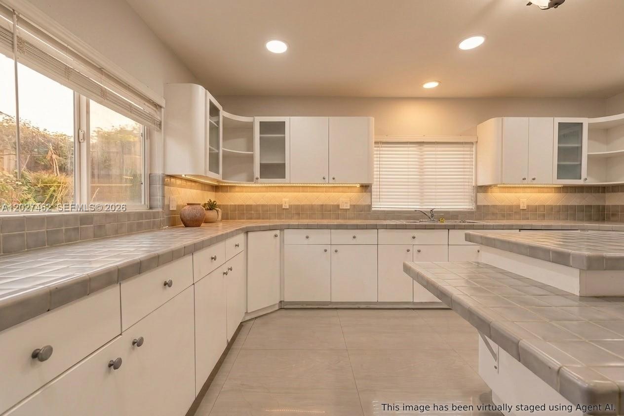6284 SW 26th St, Miami FL 33155