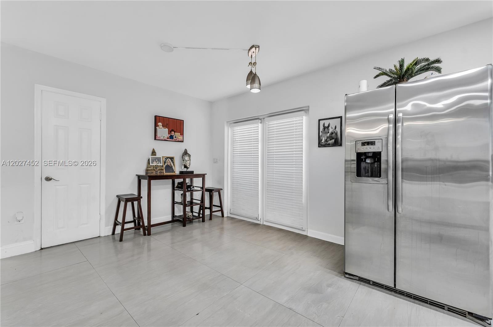 6284 SW 26th St, Miami FL 33155