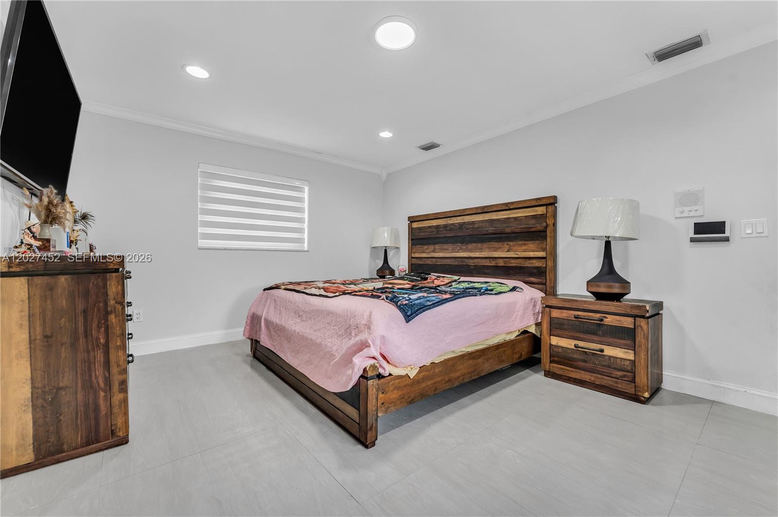 6284 SW 26th St, Miami FL 33155