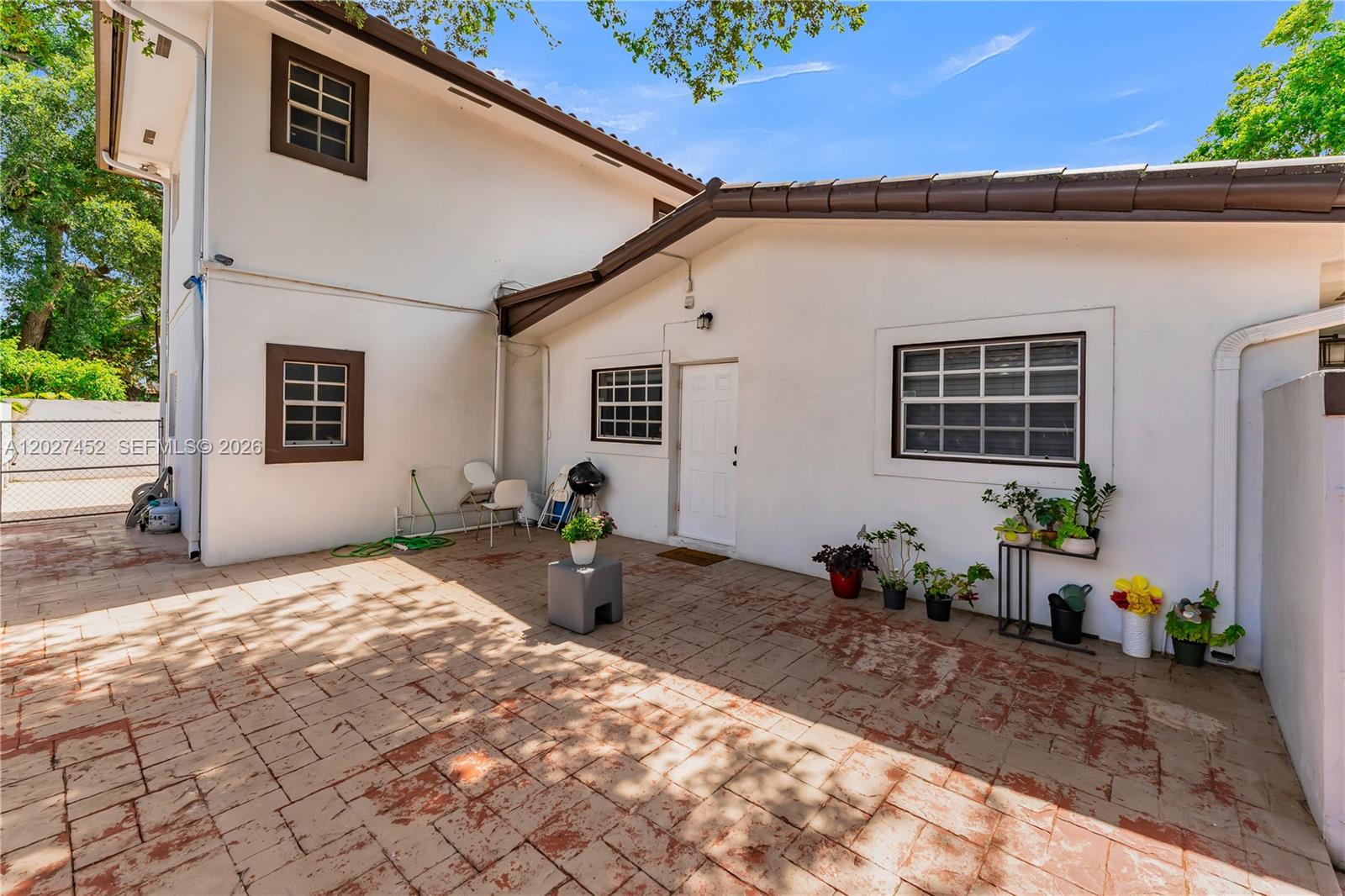 6284 SW 26th St, Miami FL 33155