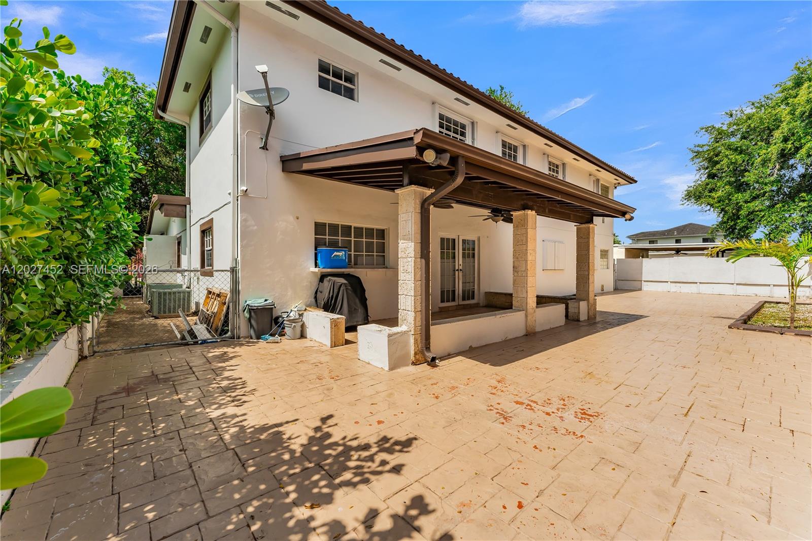 6284 SW 26th St, Miami FL 33155