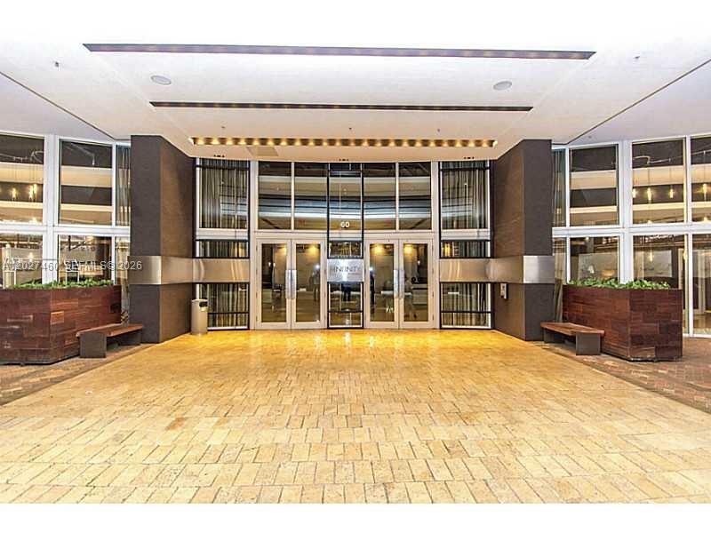 60 SW 13th St #4408, Miami FL 33130
