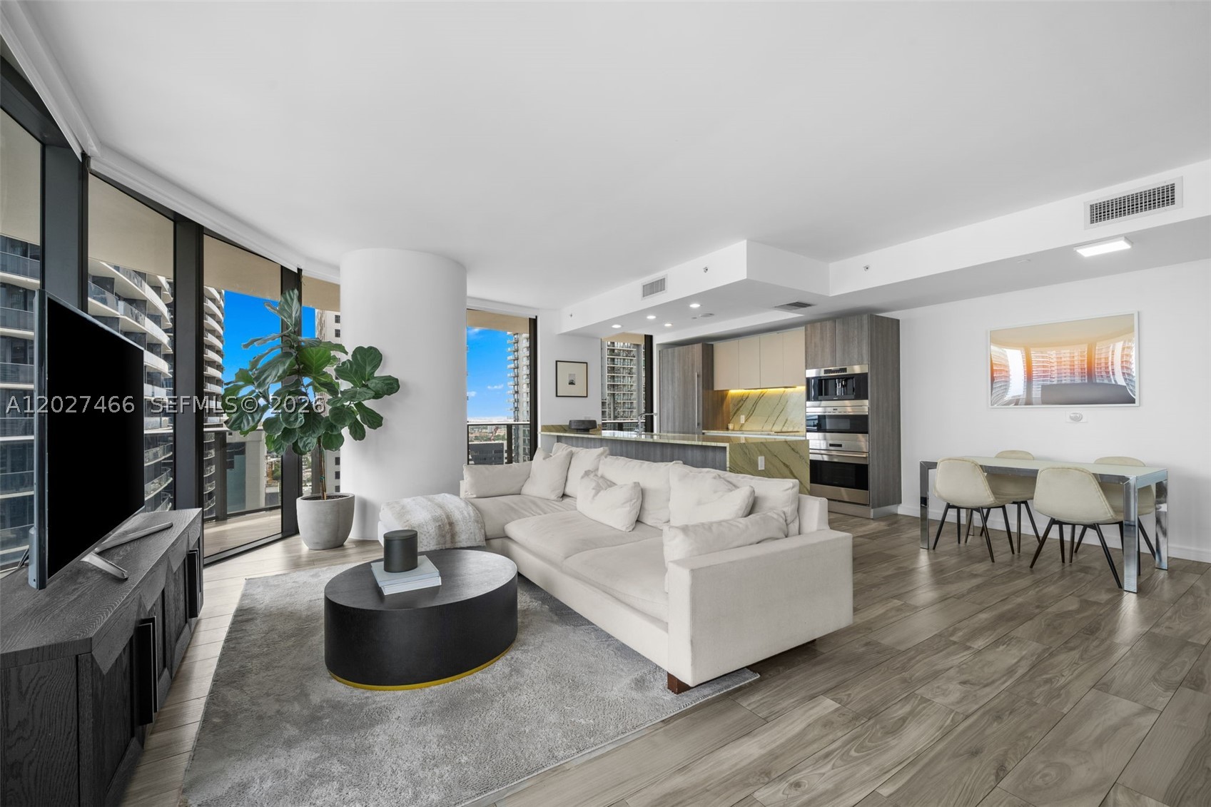 801 S Miami Ave #2901, Miami FL 33130