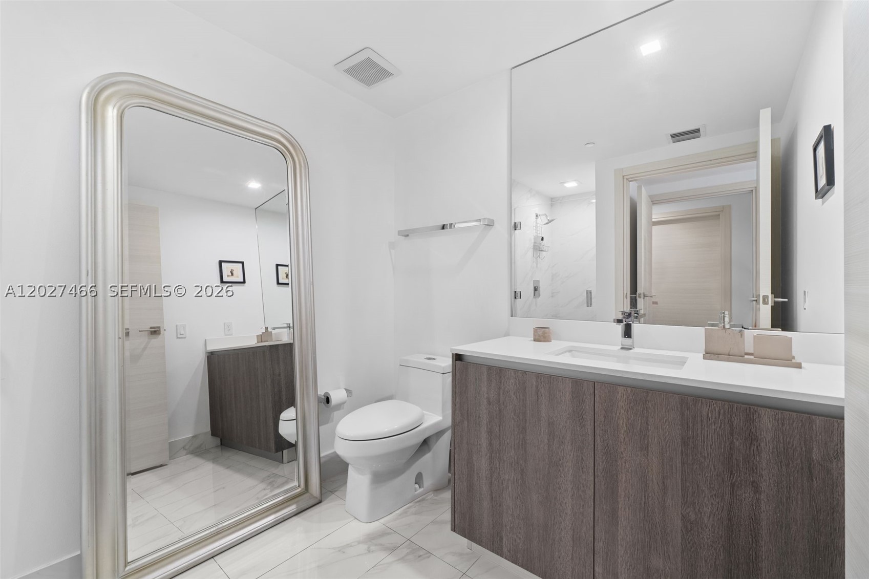 801 S Miami Ave #2901, Miami FL 33130