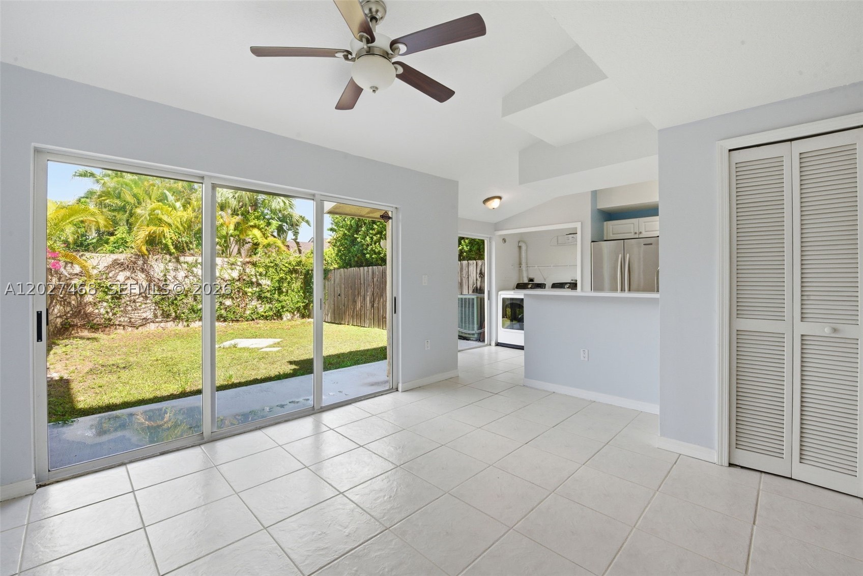 10180 SW 88th St #403, Miami FL 33176