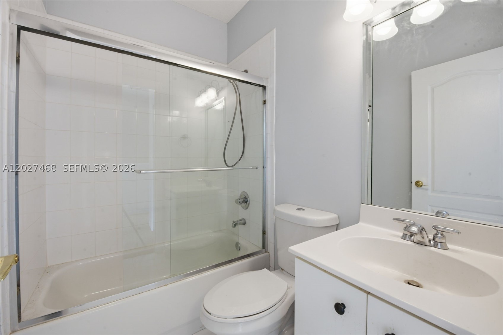 10180 SW 88th St #403, Miami FL 33176