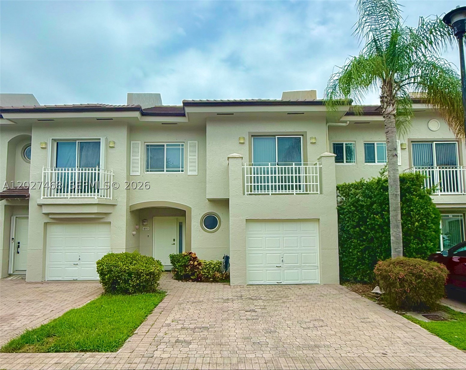 10180 SW 88th St #403, Miami FL 33176