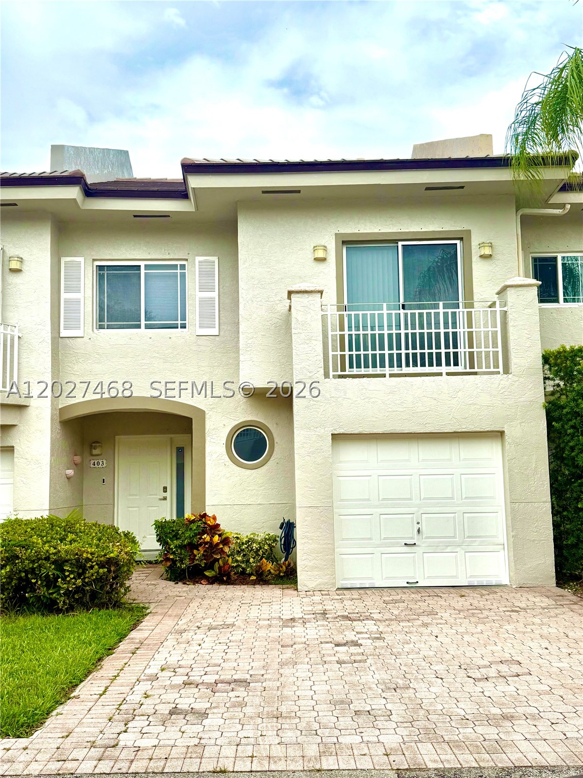 10180 SW 88th St #403, Miami FL 33176