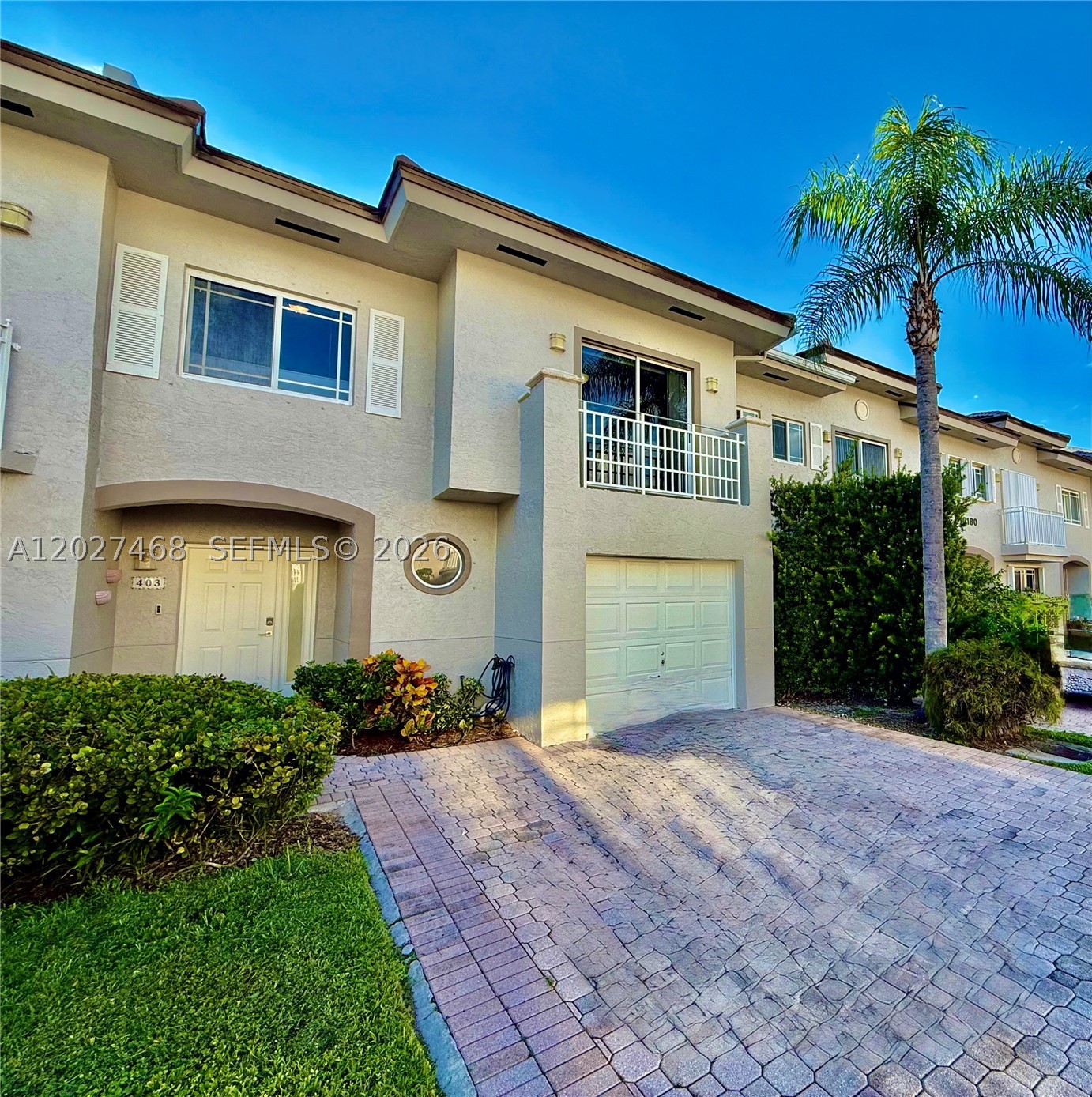 10180 SW 88th St #403, Miami FL 33176