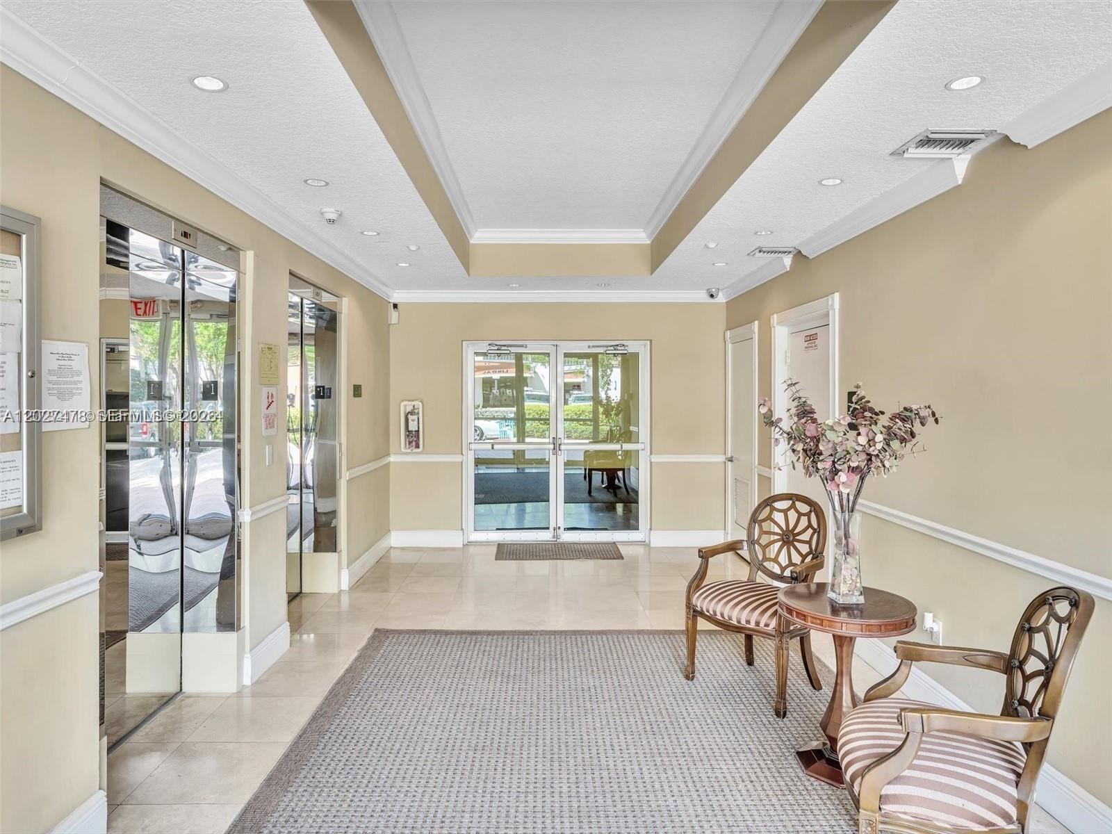 201 S Golden Isles Dr #306, Hallandale Beach FL 33009