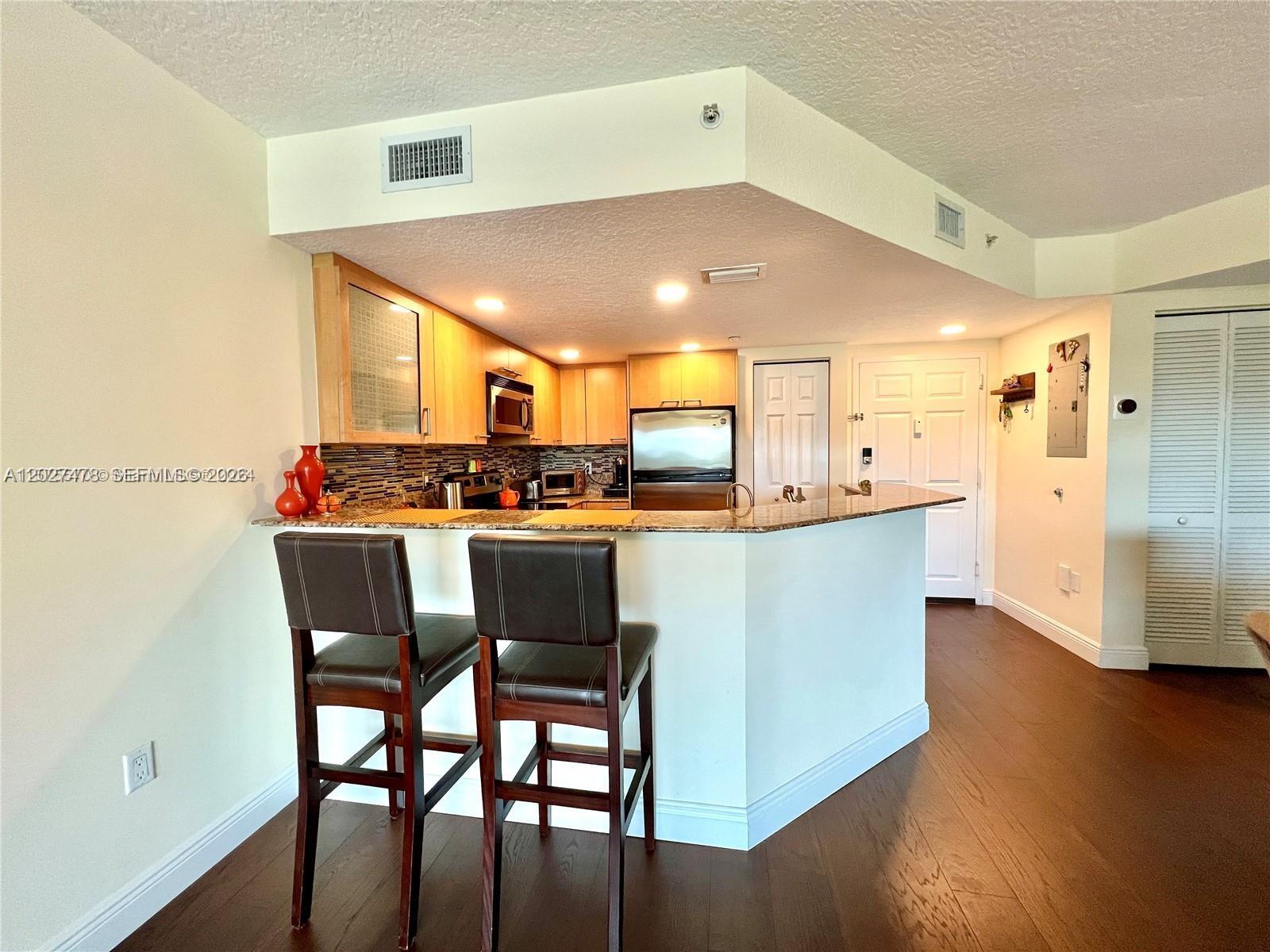 201 S Golden Isles Dr #306, Hallandale Beach FL 33009