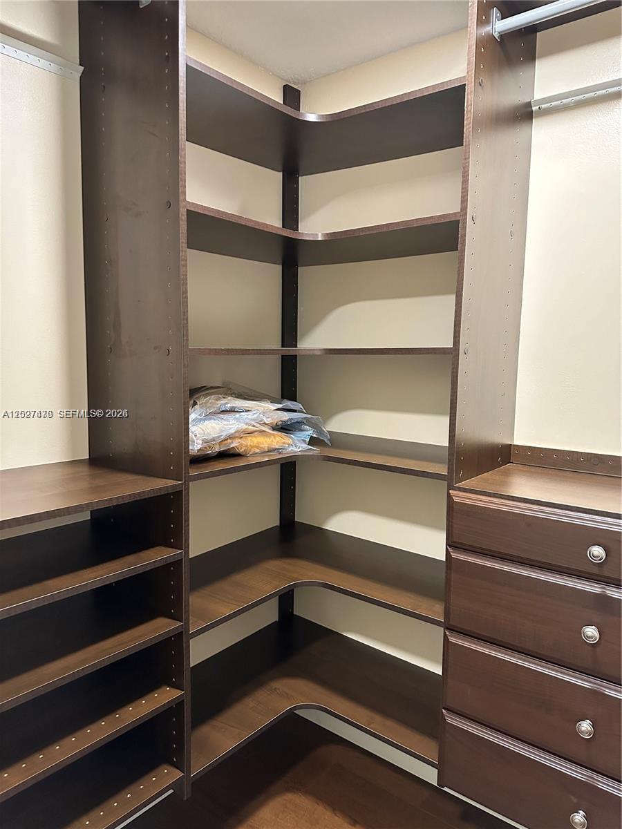 201 S Golden Isles Dr #306, Hallandale Beach FL 33009