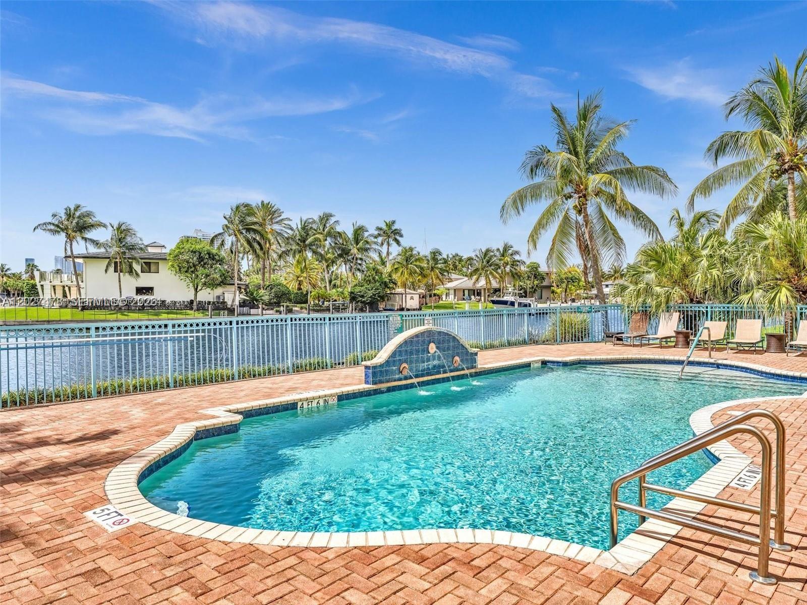 201 S Golden Isles Dr #306, Hallandale Beach FL 33009