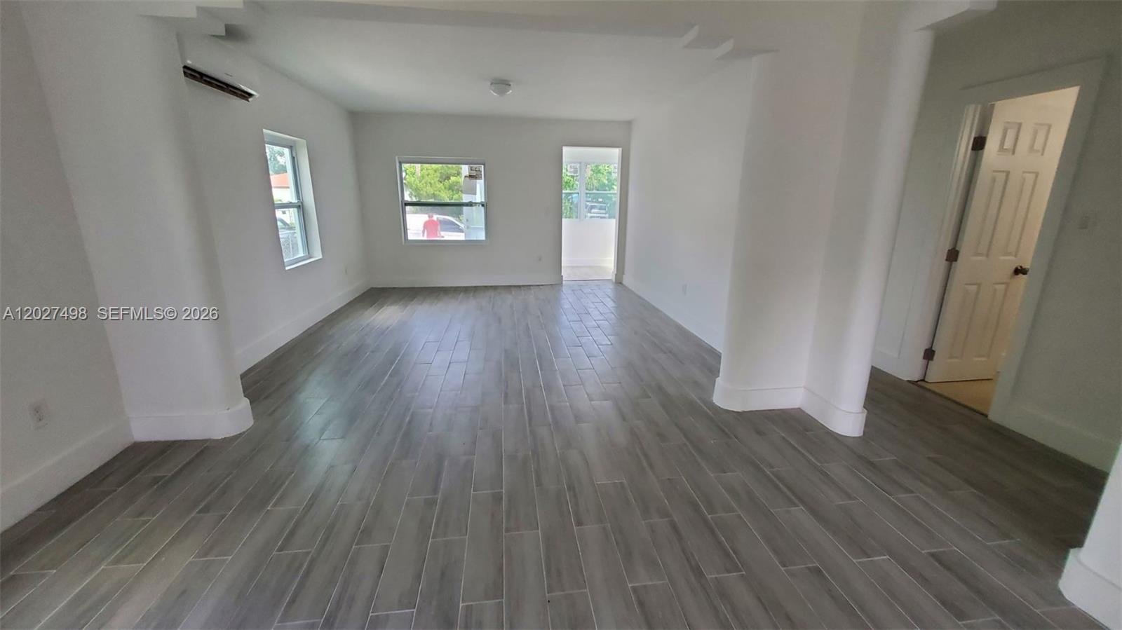 560 NW 53rd St, Miami FL 33127