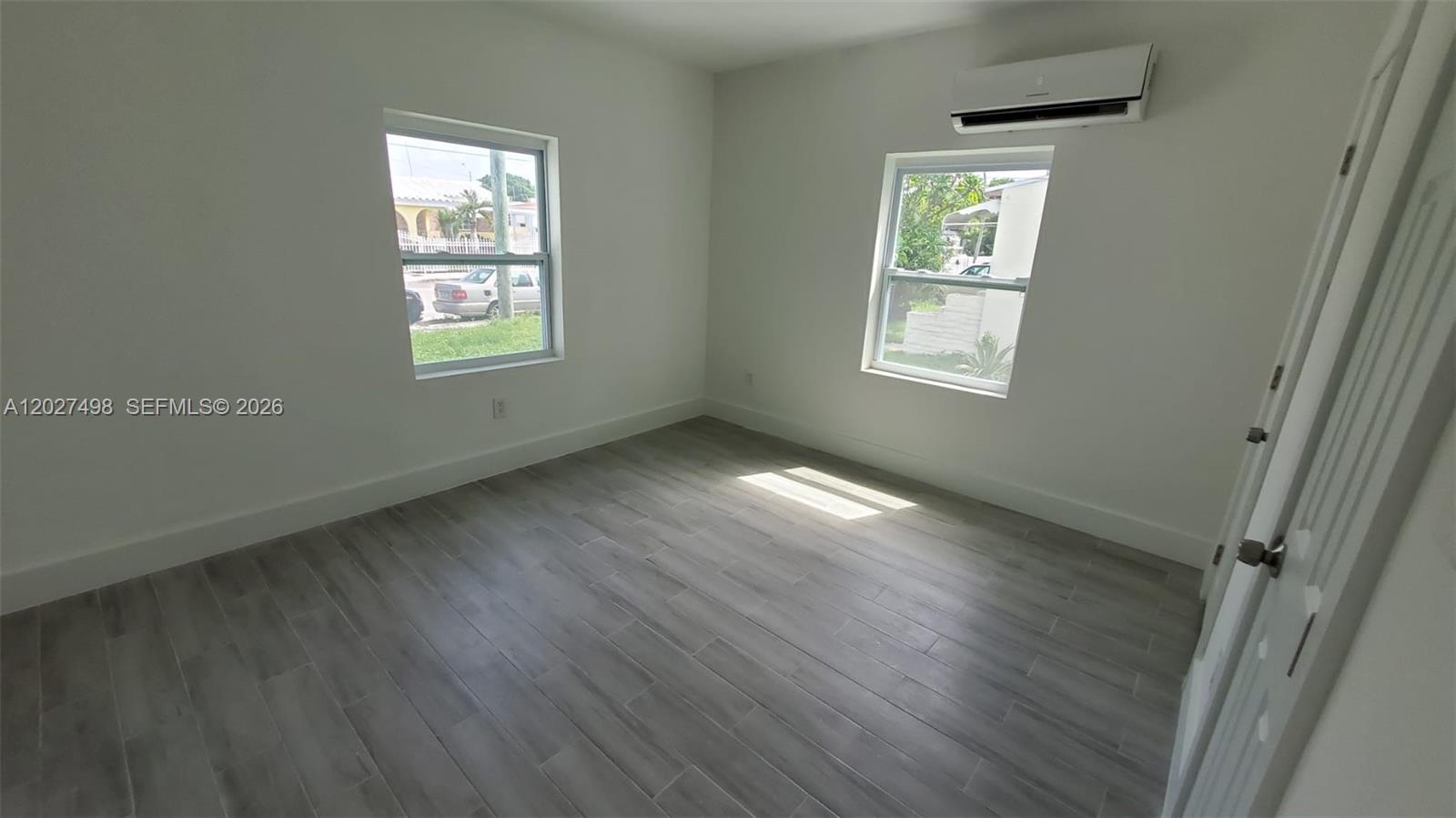560 NW 53rd St, Miami FL 33127