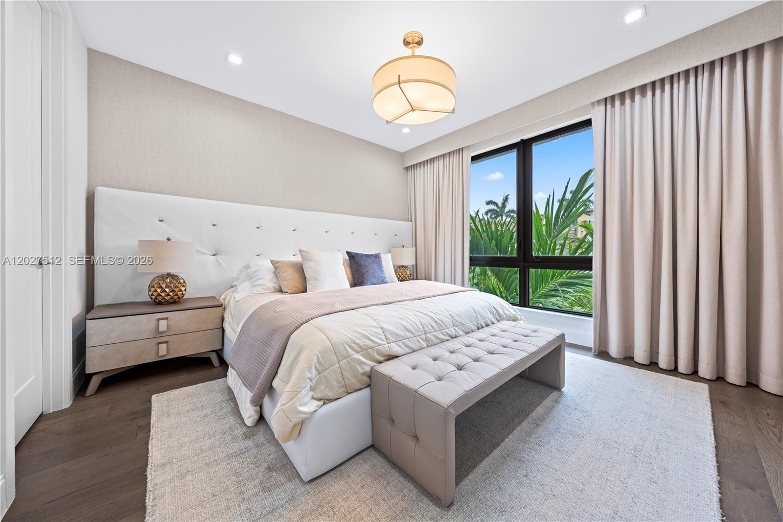 8162 NW 48th Ter, Doral FL 33166