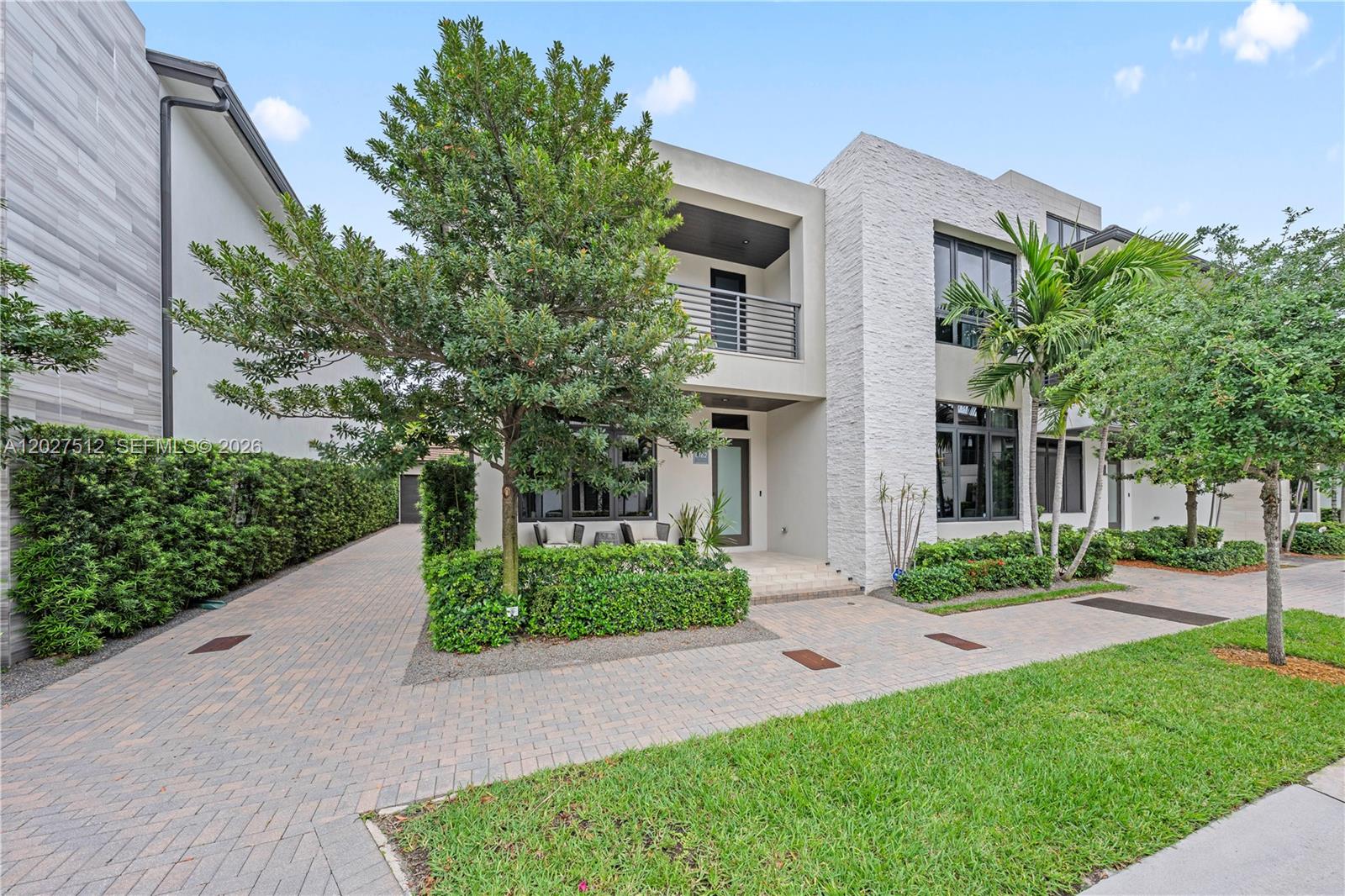 8162 NW 48th Ter, Doral FL 33166