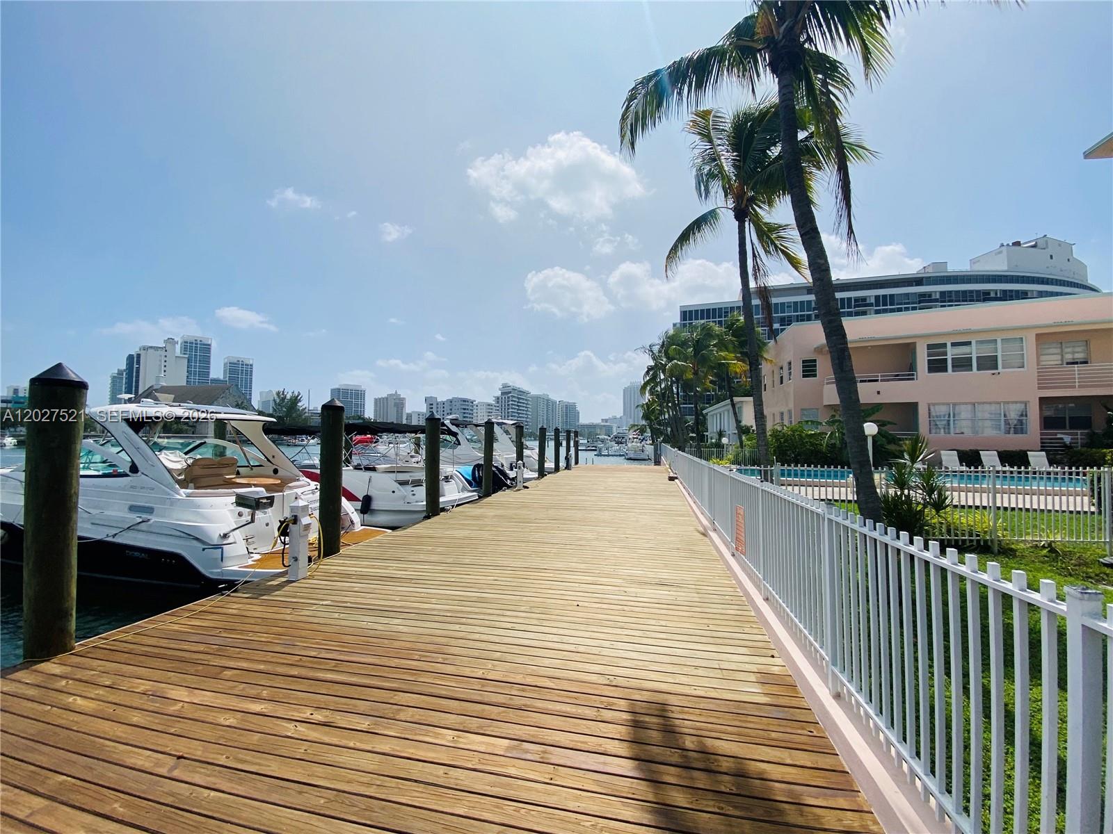 6881 Bay Dr #11, Miami Beach FL 33141