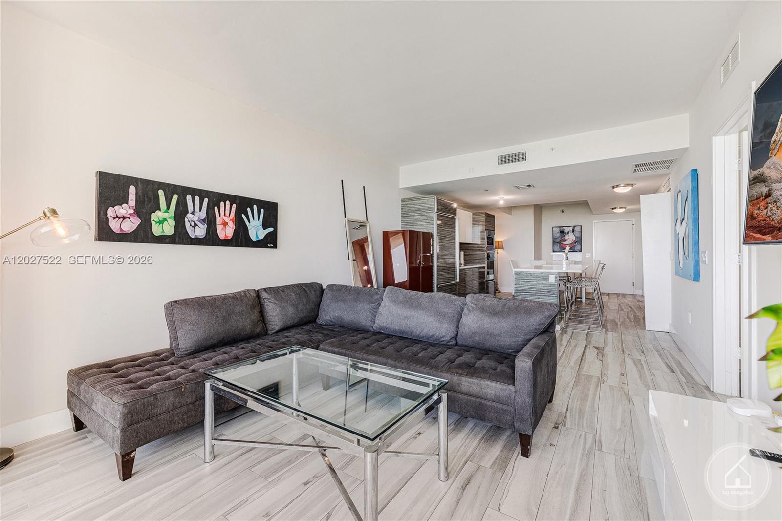 460 NE 28th St #1707, Miami FL 33137