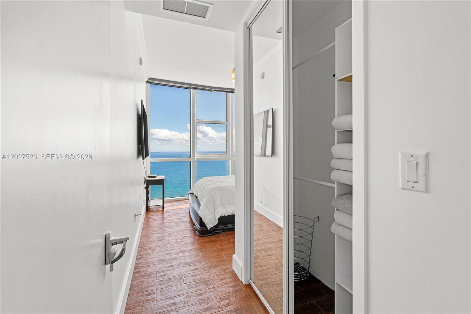 18201 Collins Ave #4209, Sunny Isles Beach FL 33160