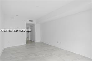 17111 Biscayne Blvd #1210, North Miami Beach FL 33160