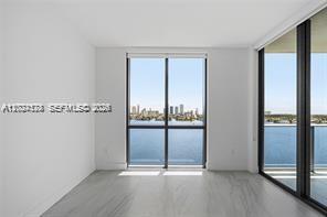 17111 Biscayne Blvd #1210, North Miami Beach FL 33160