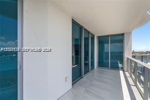 17111 Biscayne Blvd #1210, North Miami Beach FL 33160