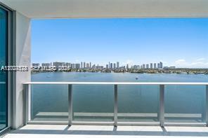 17111 Biscayne Blvd #1210, North Miami Beach FL 33160