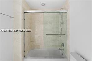 17111 Biscayne Blvd #1210, North Miami Beach FL 33160