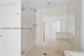 17111 Biscayne Blvd #1210, North Miami Beach FL 33160