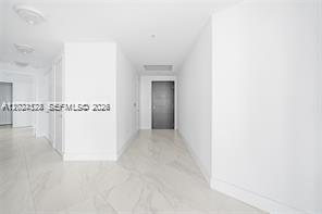 17111 Biscayne Blvd #1210, North Miami Beach FL 33160