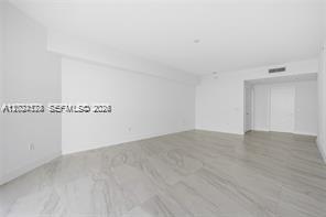 17111 Biscayne Blvd #1210, North Miami Beach FL 33160