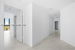17111 Biscayne Blvd #1210, North Miami Beach FL 33160